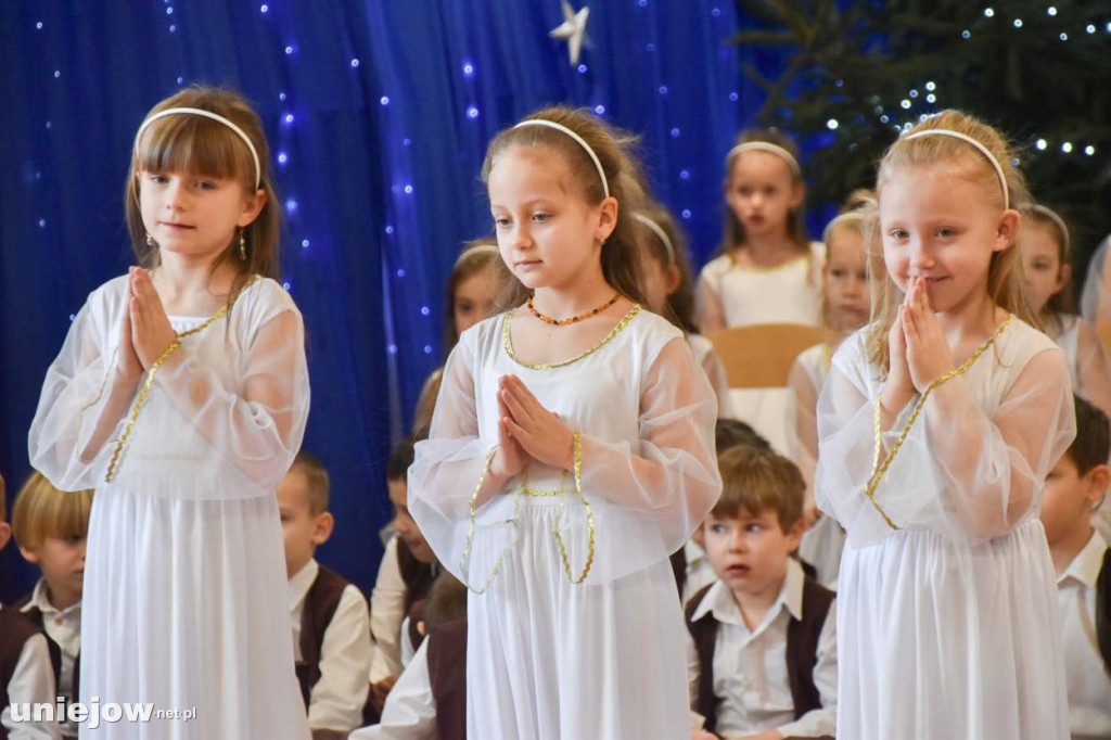 Jasełka w wykonaniu przedszkolaków z Uniejowa