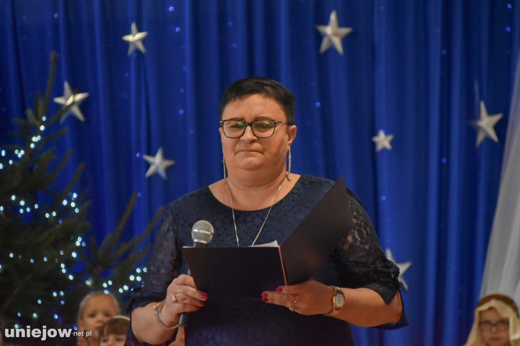 Jasełka w wykonaniu przedszkolaków z Uniejowa