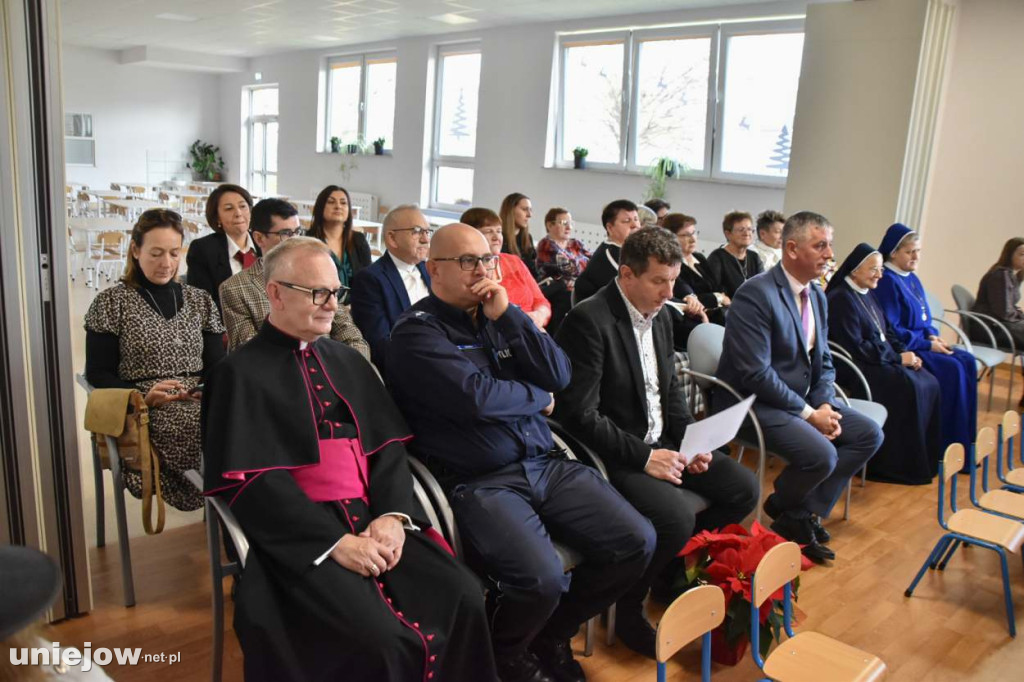 Jasełka w wykonaniu przedszkolaków z Uniejowa