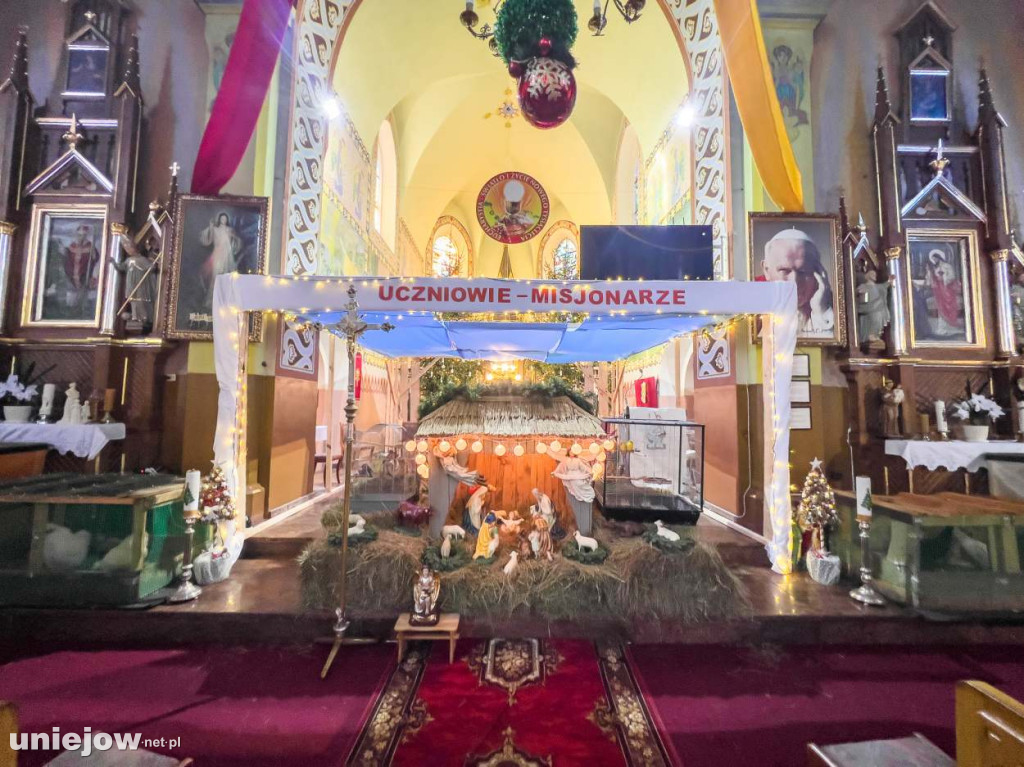 Jak wyglądają szopki betlejemskie w kościołach gminy Uniejów