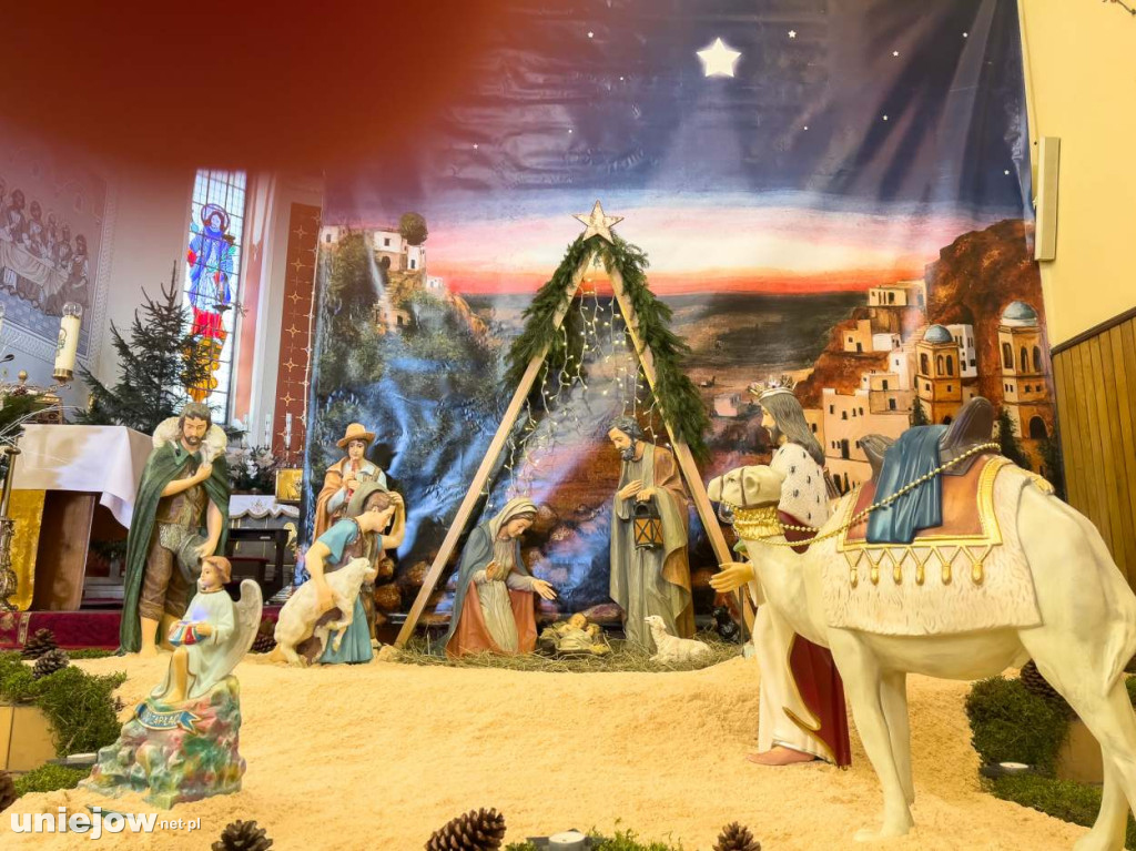 Jak wyglądają szopki betlejemskie w kościołach gminy Uniejów
