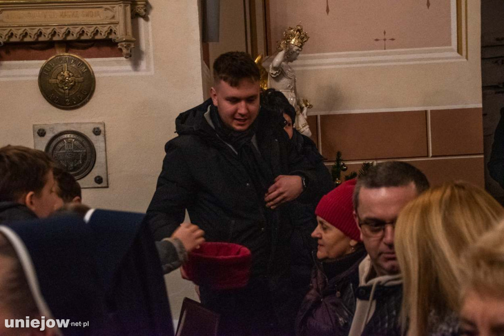 Koncert uniejowskiej orkiestry dętej w bazylice