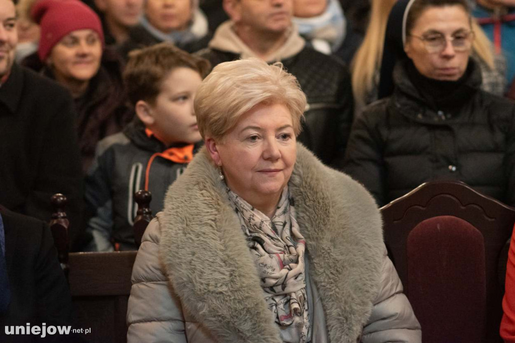 Koncert uniejowskiej orkiestry dętej w bazylice