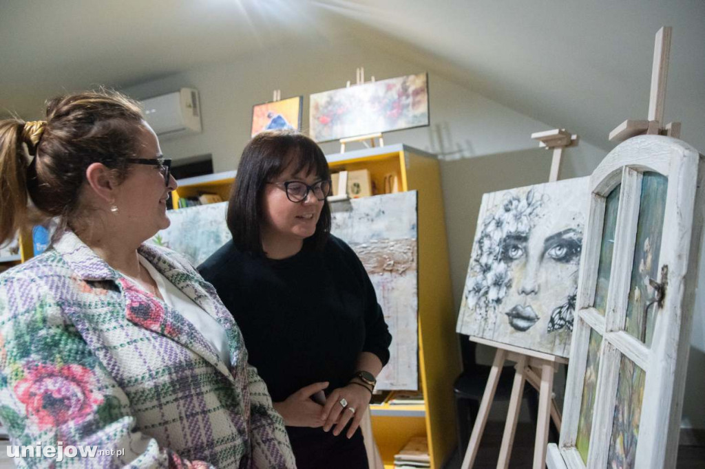 Stąd i stamtąd. Polipowska i Opara-Stacholec