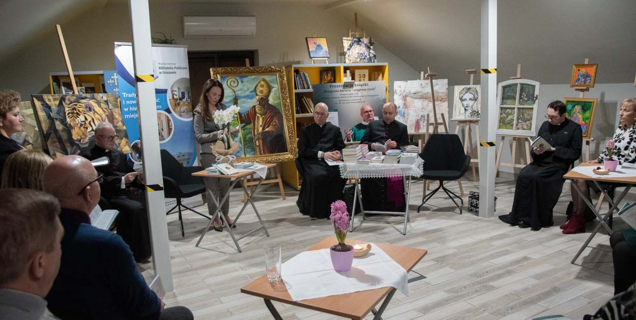 W Uniejowie odbyła się promocja nowej książki