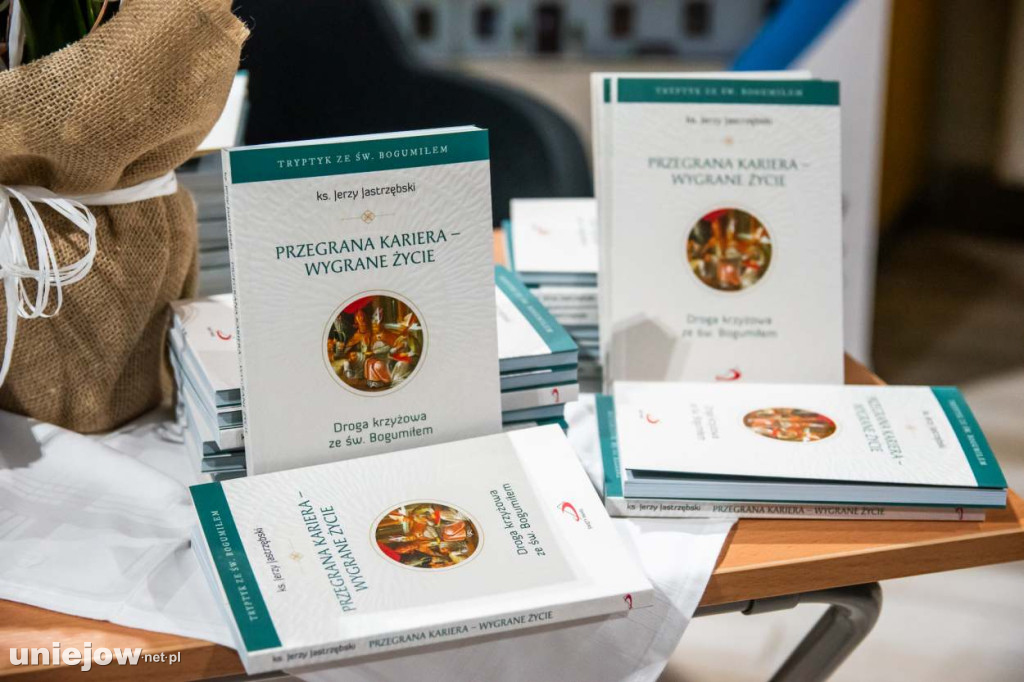 W Uniejowie odbyła się promocja nowej książki