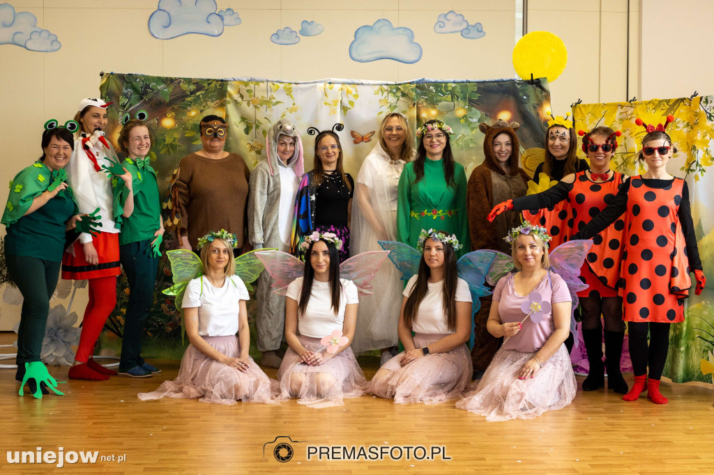 Wiosenne przedstawienie w uniejowskim przedszkolu