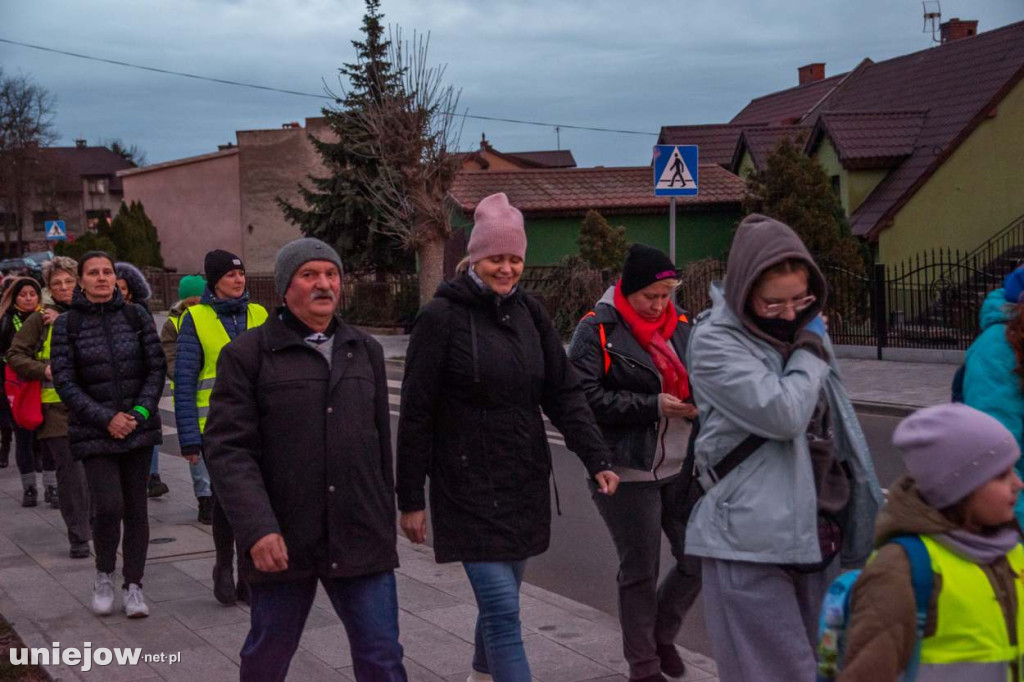 Nocna Droga Krzyżowa w Uniejowie