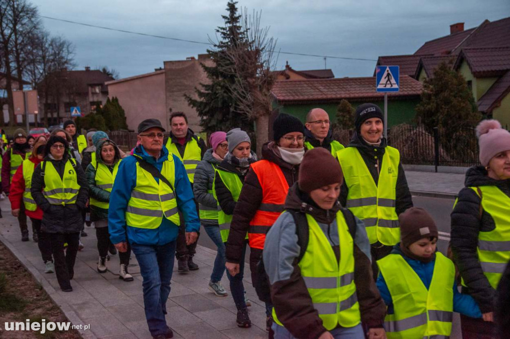 Nocna Droga Krzyżowa w Uniejowie