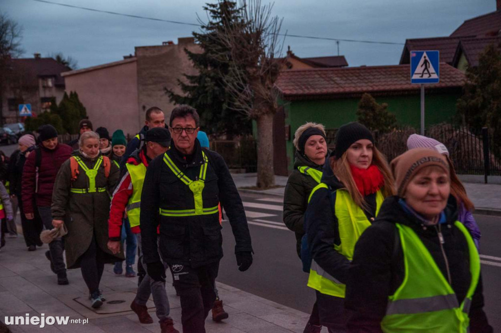 Nocna Droga Krzyżowa w Uniejowie