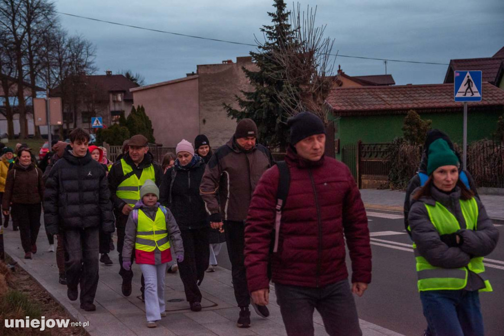 Nocna Droga Krzyżowa w Uniejowie