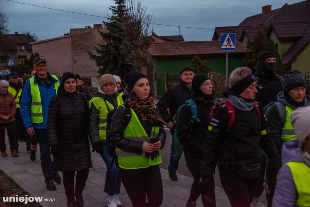Nocna Droga Krzyżowa w Uniejowie