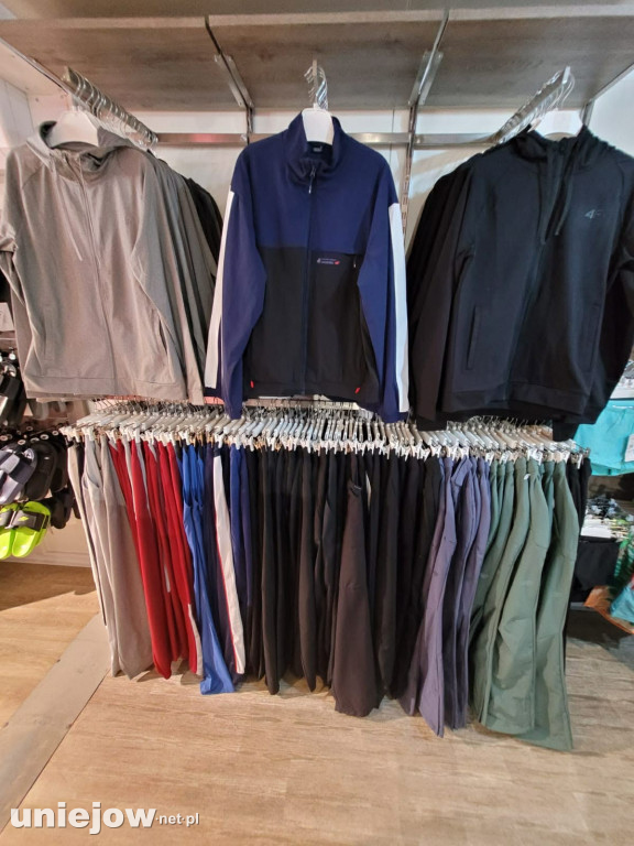 Wiosna w sklepie 4F w Uniejowie