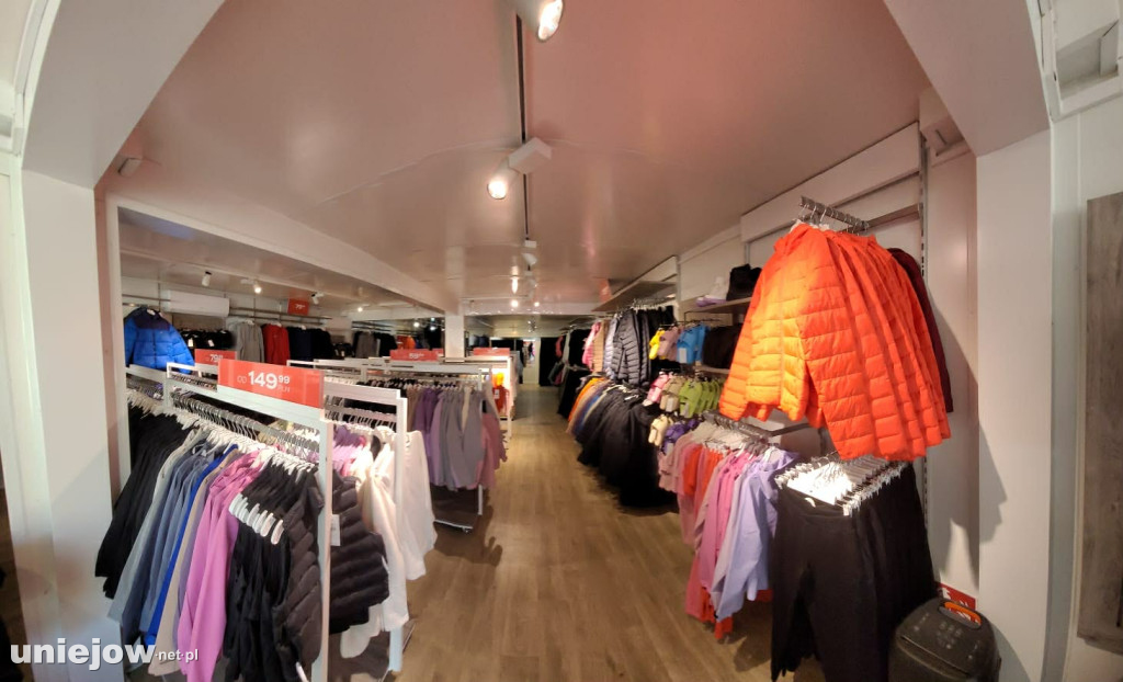 Wiosna w sklepie 4F w Uniejowie