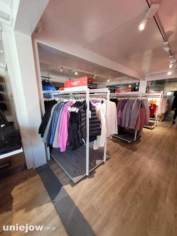 Wiosna w sklepie 4F w Uniejowie