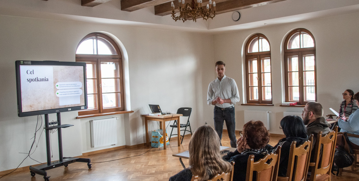 Warsztaty genealogiczne zorganizowano w Uniejowie