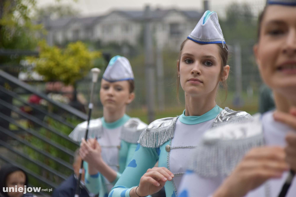 Band Uniejów zagrał koncert przy Termach