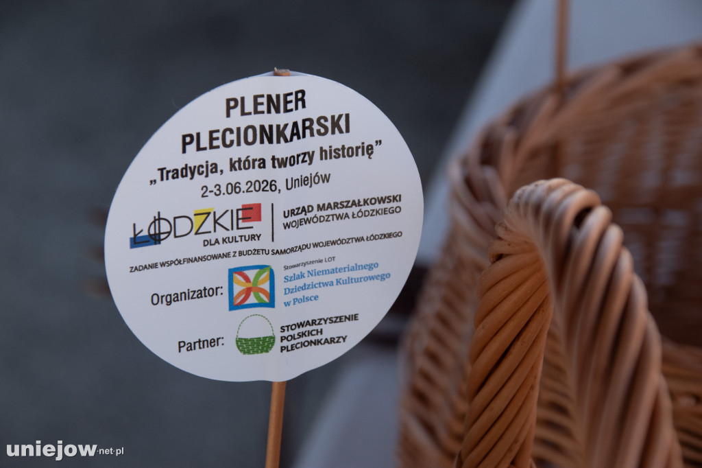 Plener plecionkarski w Uniejowie