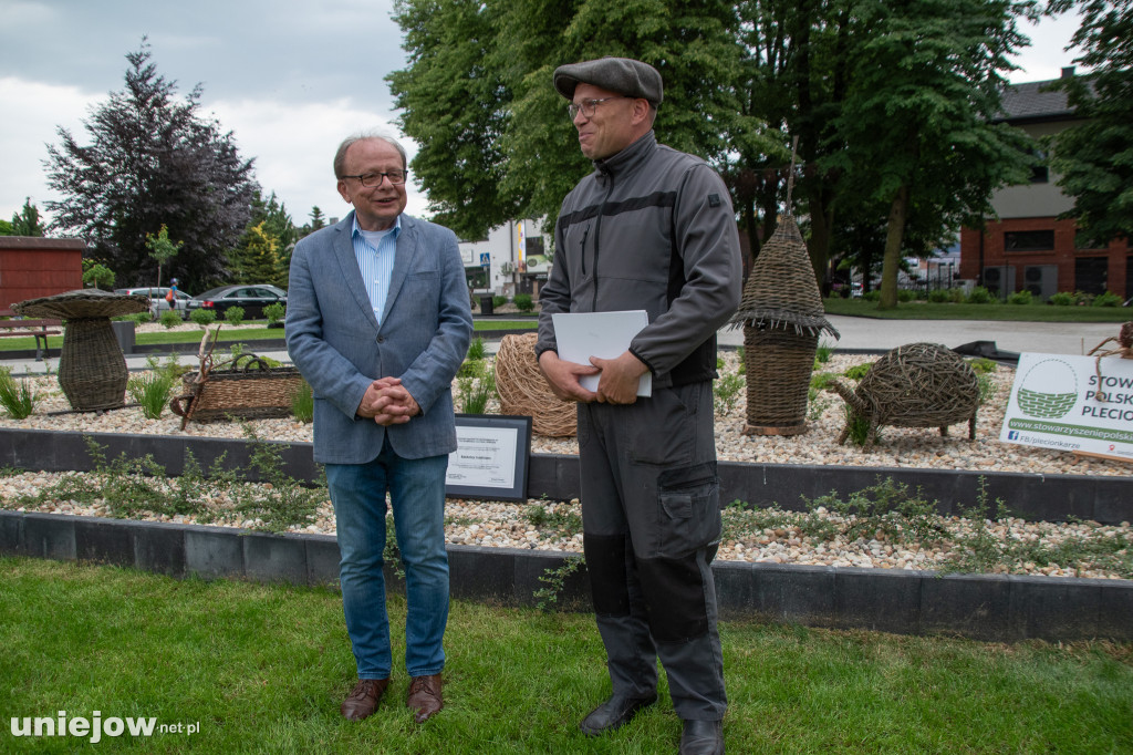 Plener plecionkarski w Uniejowie