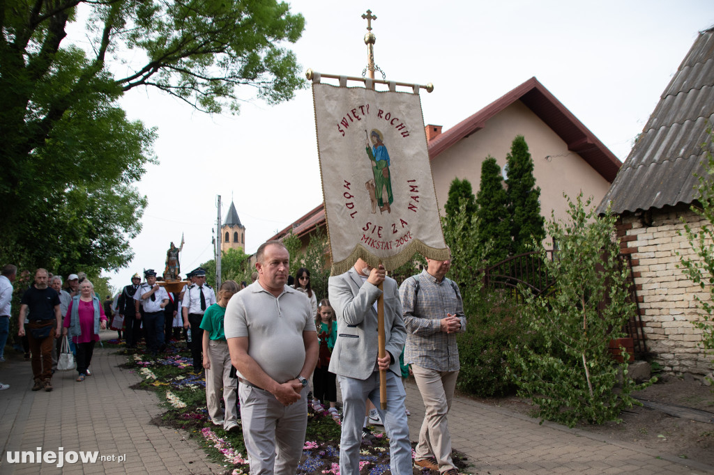 Kwietne dywany i procesja Bożego Ciała Spycimierz