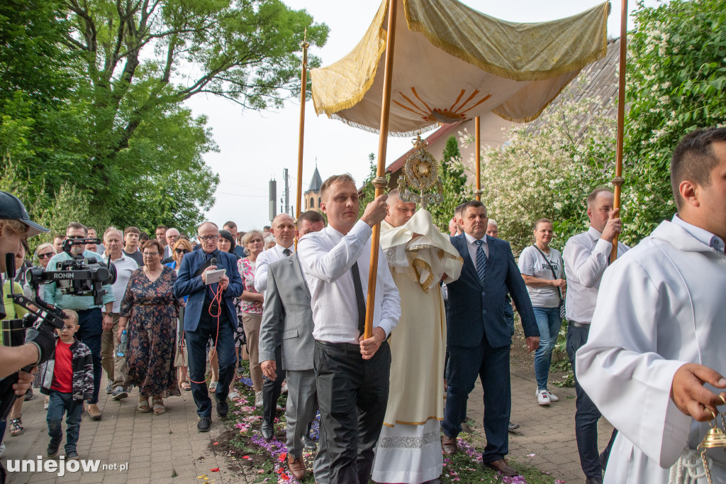 Kwietne dywany i procesja Bożego Ciała Spycimierz