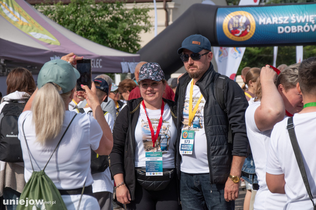 Ruszył Marsz św. Bogumiła z Dobrowa do Uniejowa