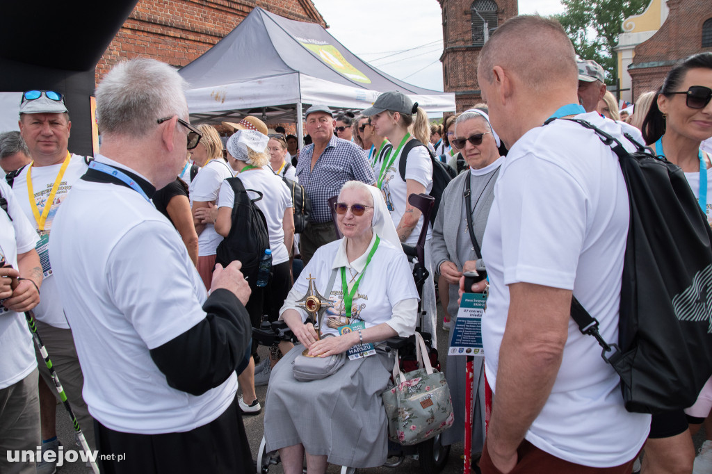 Ruszył Marsz św. Bogumiła z Dobrowa do Uniejowa