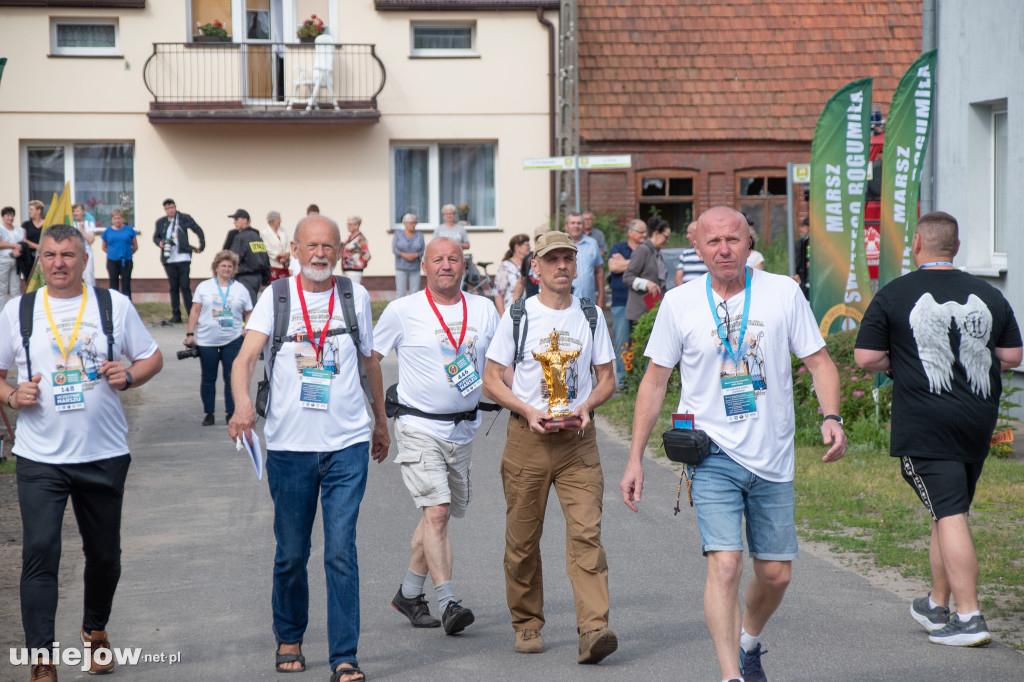 Ruszył Marsz św. Bogumiła z Dobrowa do Uniejowa