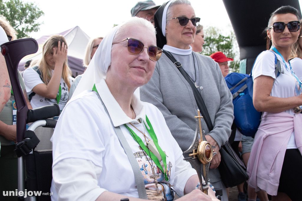 Ruszył Marsz św. Bogumiła z Dobrowa do Uniejowa