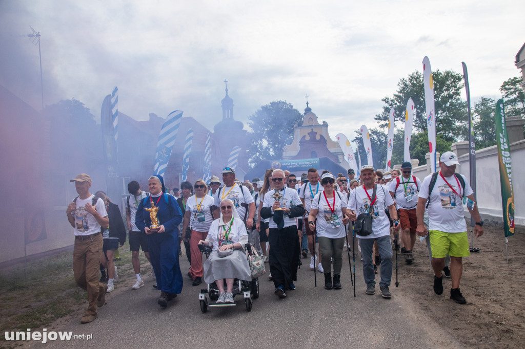 Ruszył Marsz św. Bogumiła z Dobrowa do Uniejowa