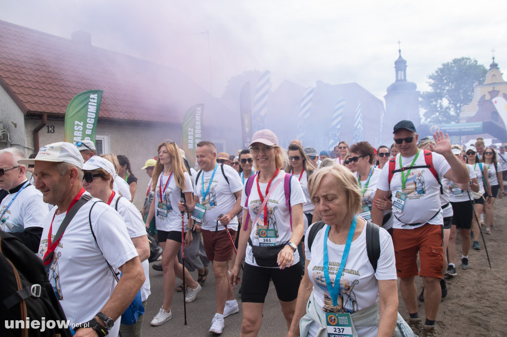 Ruszył Marsz św. Bogumiła z Dobrowa do Uniejowa