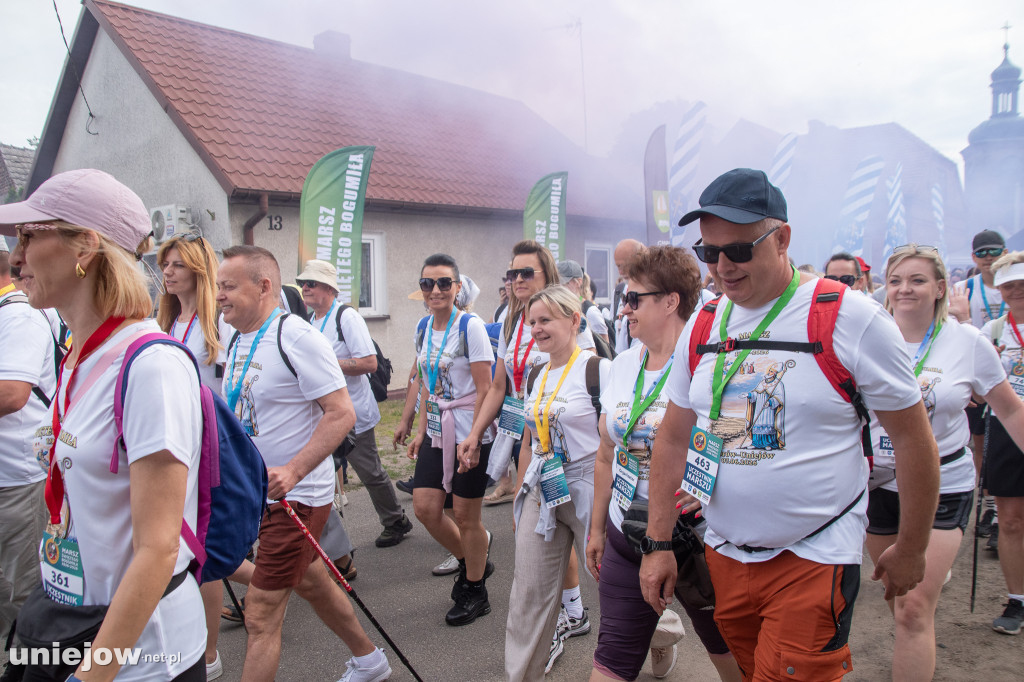 Ruszył Marsz św. Bogumiła z Dobrowa do Uniejowa