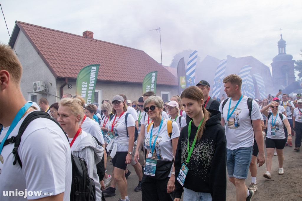 Ruszył Marsz św. Bogumiła z Dobrowa do Uniejowa