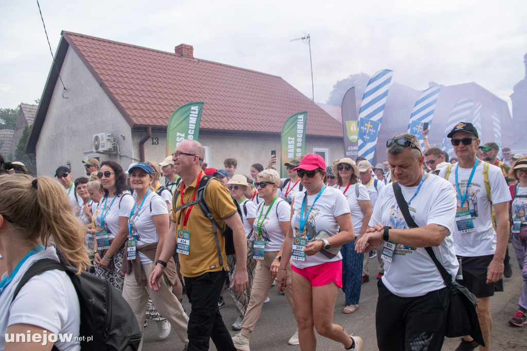 Ruszył Marsz św. Bogumiła z Dobrowa do Uniejowa