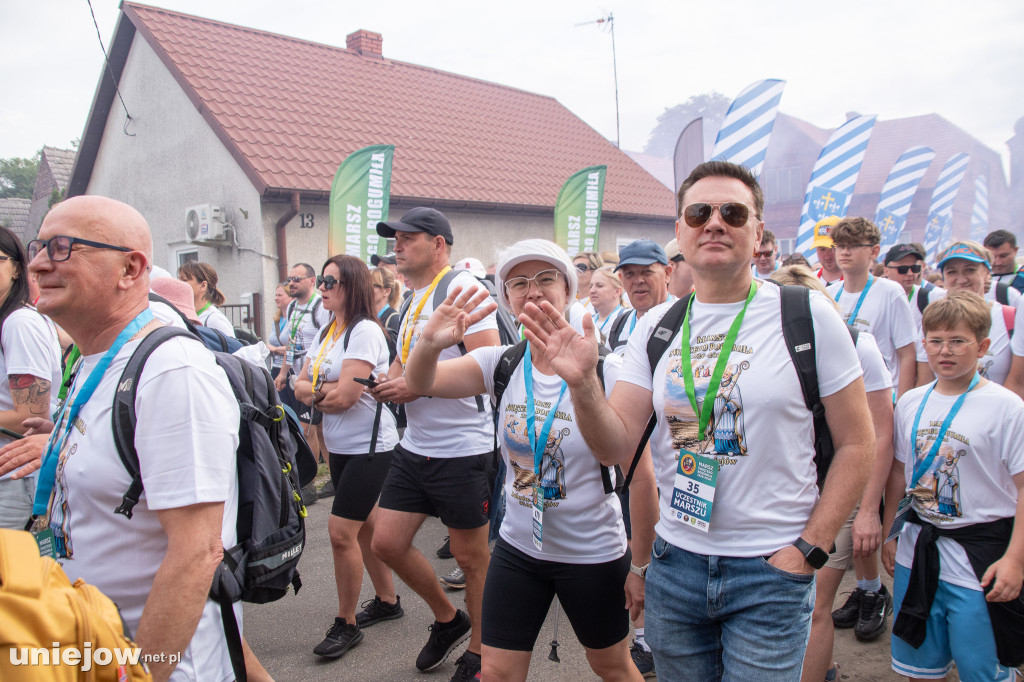 Ruszył Marsz św. Bogumiła z Dobrowa do Uniejowa