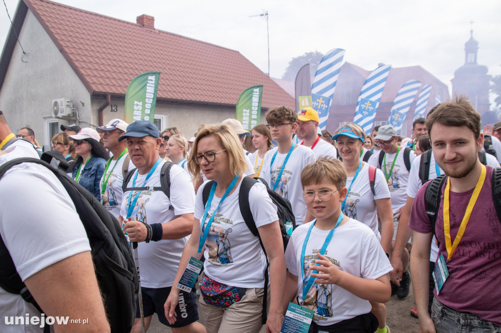 Ruszył Marsz św. Bogumiła z Dobrowa do Uniejowa