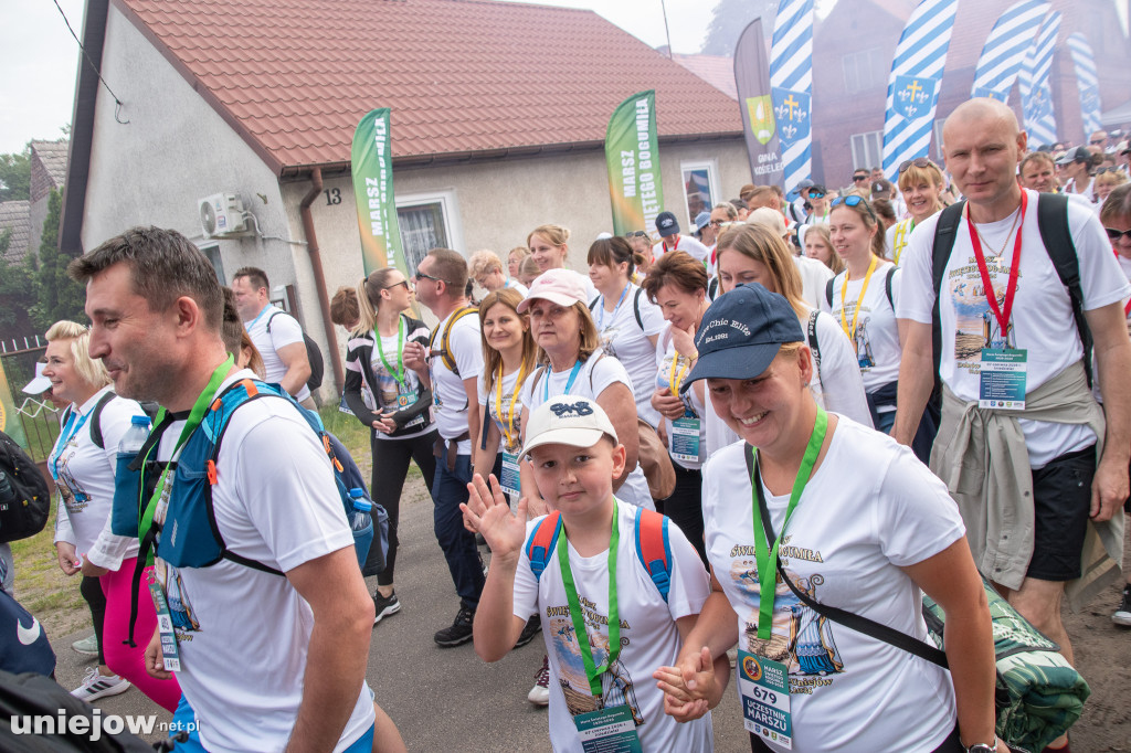 Ruszył Marsz św. Bogumiła z Dobrowa do Uniejowa