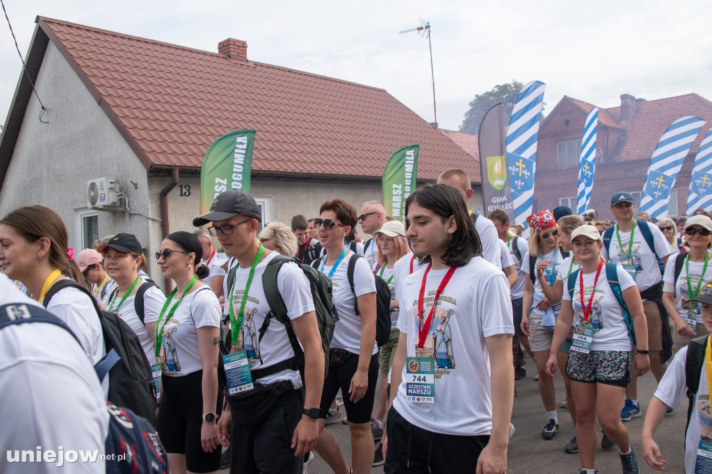 Ruszył Marsz św. Bogumiła z Dobrowa do Uniejowa