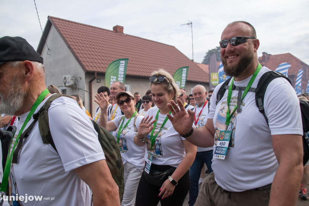Ruszył Marsz św. Bogumiła z Dobrowa do Uniejowa