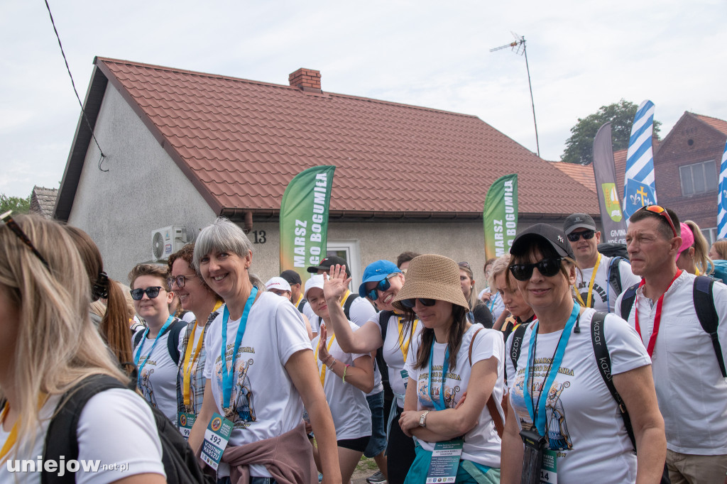 Ruszył Marsz św. Bogumiła z Dobrowa do Uniejowa