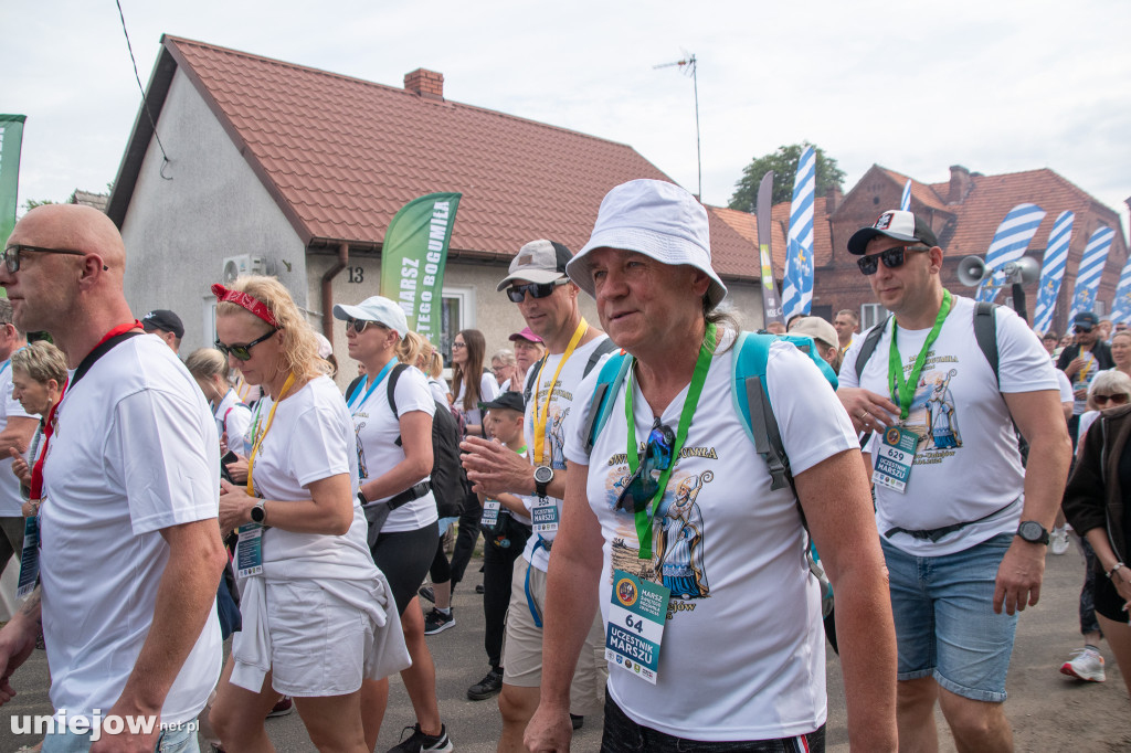 Ruszył Marsz św. Bogumiła z Dobrowa do Uniejowa
