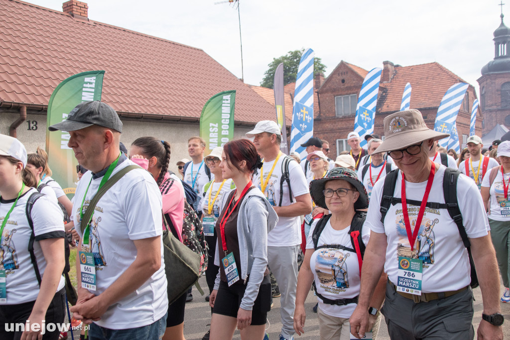 Ruszył Marsz św. Bogumiła z Dobrowa do Uniejowa