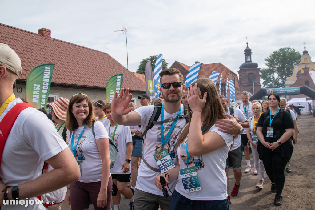 Ruszył Marsz św. Bogumiła z Dobrowa do Uniejowa
