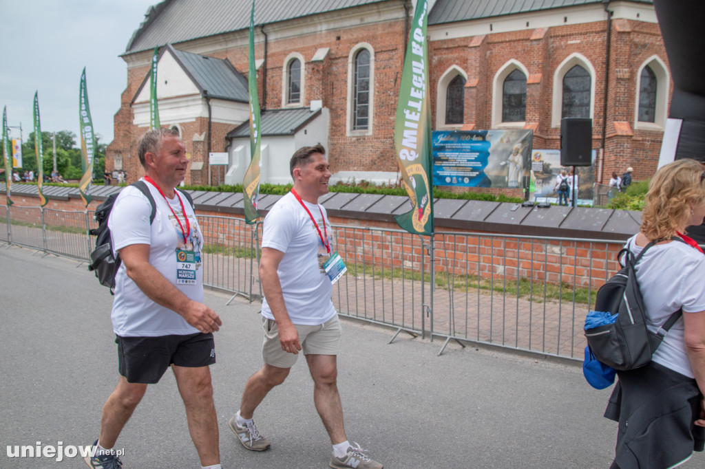 Meta Marszu św. Bogumiła z Dobrowa do Uniejowa