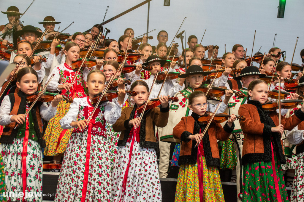 Mała Armia Janosika wystąpiła w Uniejowie