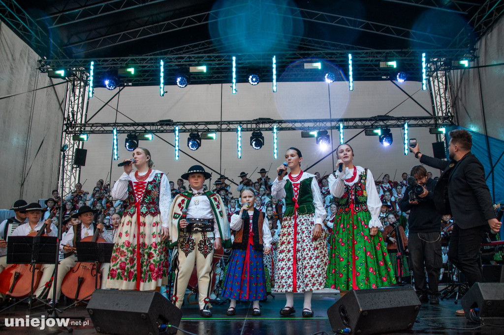 Mała Armia Janosika wystąpiła w Uniejowie