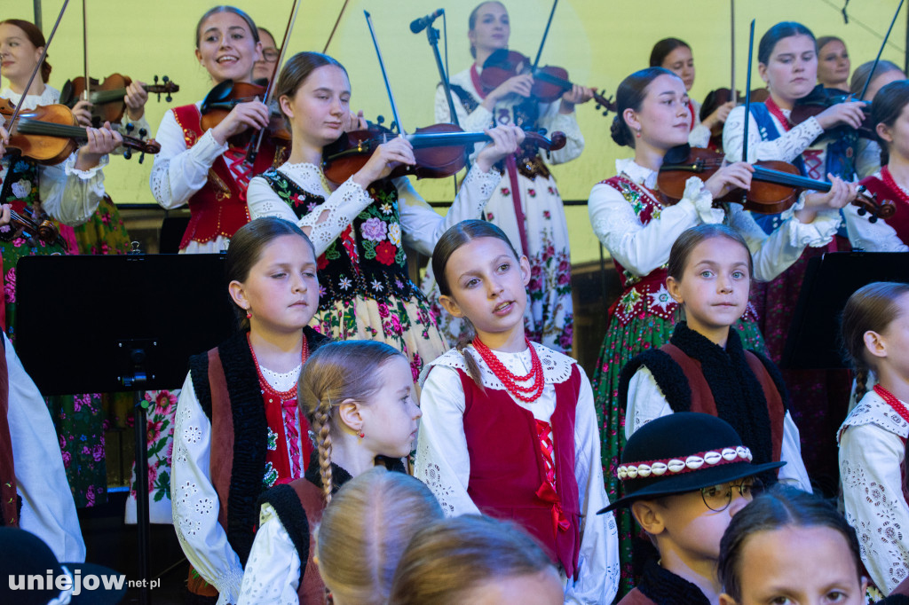 Mała Armia Janosika wystąpiła w Uniejowie