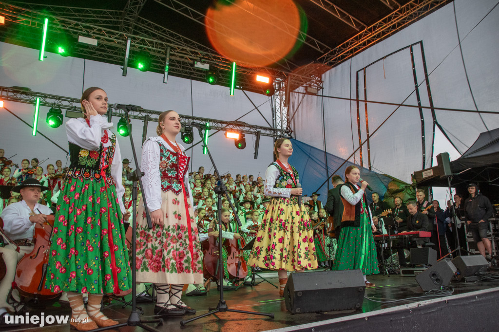 Mała Armia Janosika wystąpiła w Uniejowie