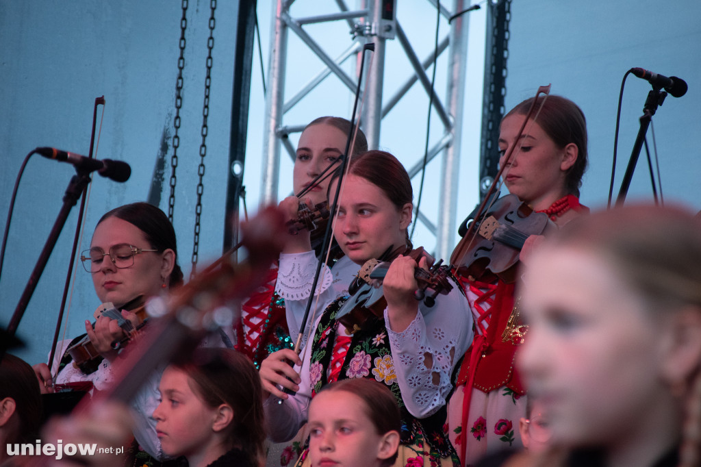 Mała Armia Janosika wystąpiła w Uniejowie