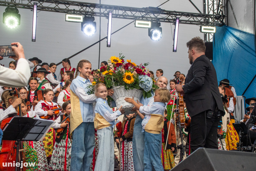Mała Armia Janosika wystąpiła w Uniejowie